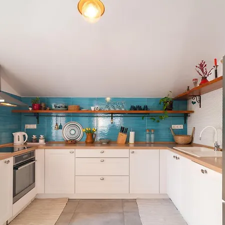 Appartement White Stone, *